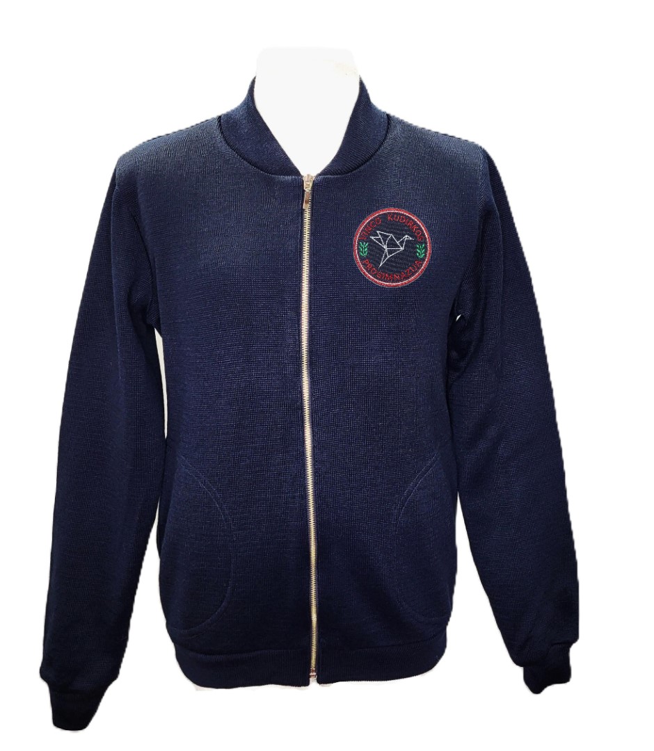 Užtraukiamas megztinis su mokyklos emblema