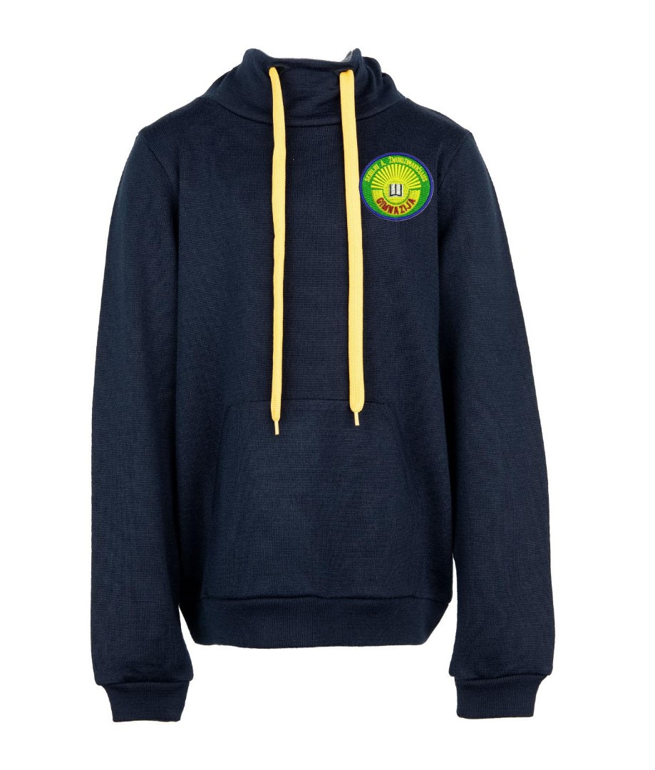 Megztas sportinis džemperis su mokyklos emblema