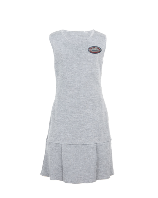 Klostuotas sarafanas su mokyklos emblema