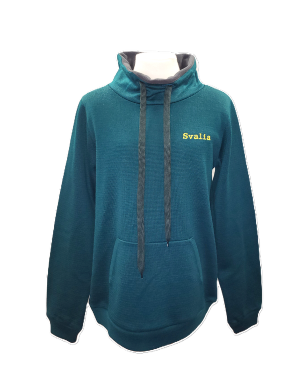 Megztas sportinis džemperis su mokyklos emblema