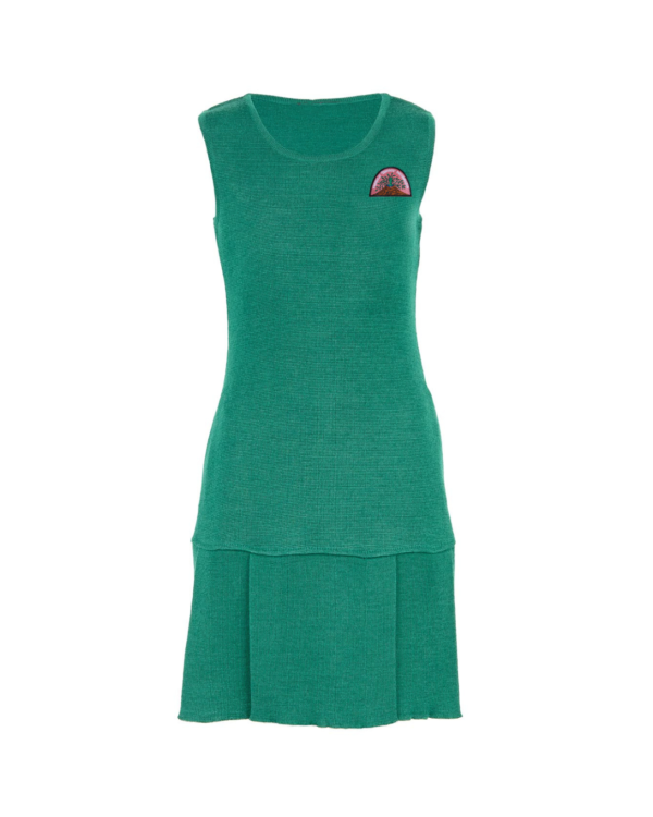 Klostuotas sarafanas su mokyklos emblema