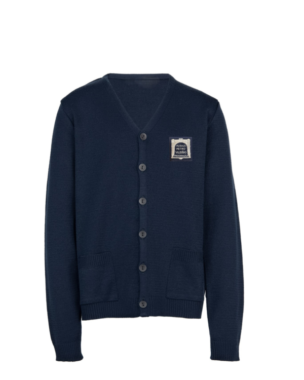 Žaketas su mokyklos emblema